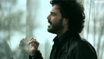 Francesco Renga, on line il nuovo video Vivendo Adesso Francesco Renga, on line il nuovo video Vivendo Adesso