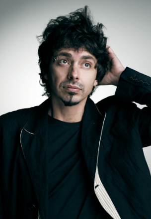 RICCARDO SINIGALLIA, domani sul palco di Sanremo e poi lalbum PER TUTTI RICCARDO SINIGALLIA, domani sul palco di Sanremo e poi lalbum PER TUTTI