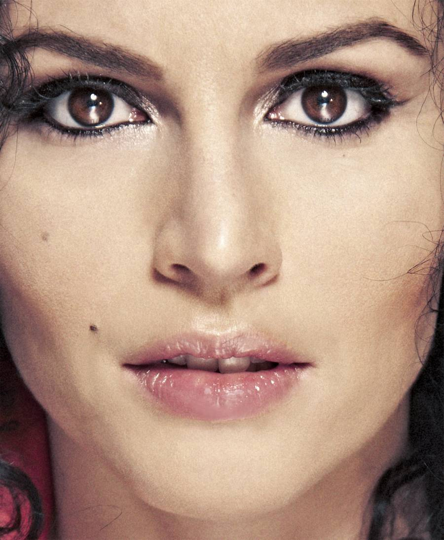 GIUSY FERRERI, da oggi 27 giugno in radio con il singolo INCISO SULLA PELLE GIUSY FERRERI, da oggi 27 giugno in radio con il singolo INCISO SULLA PELLE