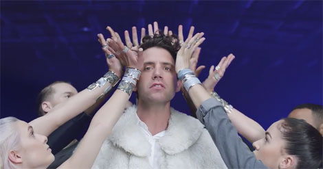 MIKA online il nuovo video GOOD GUYS MIKA online il nuovo video GOOD GUYS