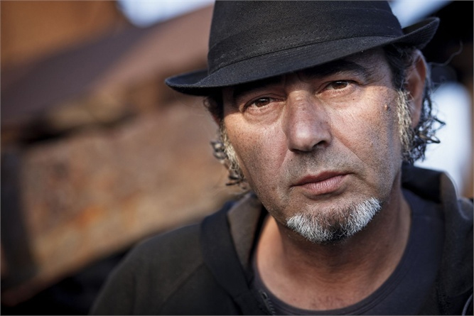 LUCA CARBONI il nuovo singolo LUCA LO STESSO LUCA CARBONI il nuovo singolo LUCA LO STESSO
