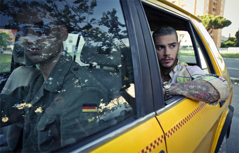 EMIS KILLA dopo giudice a THE VOICE di nuovo rapper con CULT EMIS KILLA dopo giudice a THE VOICE di nuovo rapper con CULT