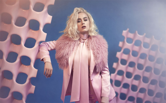 KATY PERRY arriva oggi il nuovo singolo CHAINED TO THE RHYTHM KATY PERRY arriva oggi il nuovo singolo CHAINED TO THE RHYTHM