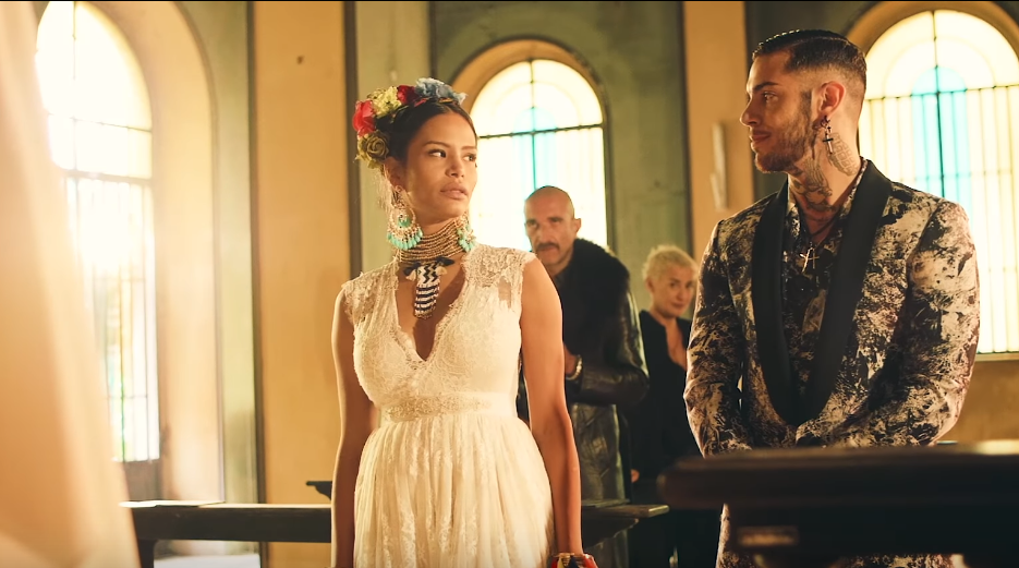 EMIS KILLA online il video del singolo LINDA