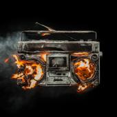hit download Revolution Radio    Green Day